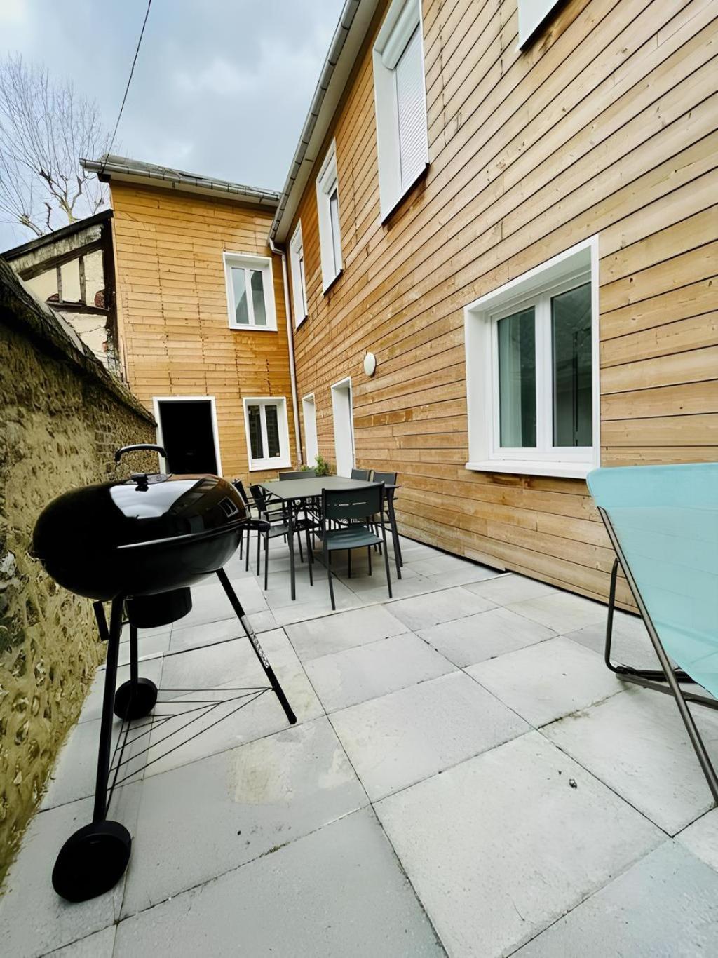 Maison Familiale Avec Exterieur Menage Et Linges Inclus Ruan Exterior foto